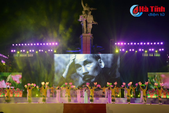 dac sac chuong trinh nghe thuat coi thieng dong loc