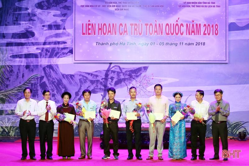 Hà Tĩnh giành giải A tập thể, 4 giải cá nhân tại Liên hoan Ca trù toàn quốc