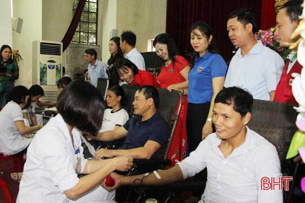 Ngày hội hiến máu tình nguyện ở Nghi Xuân