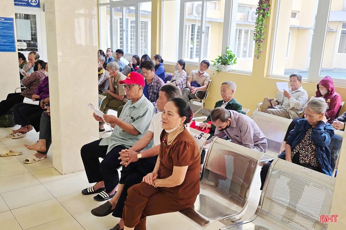 Bệnh não mô cầu có thể mắc ở mọi lứa tuổi. bqbht_br_tiem-4a.jpg