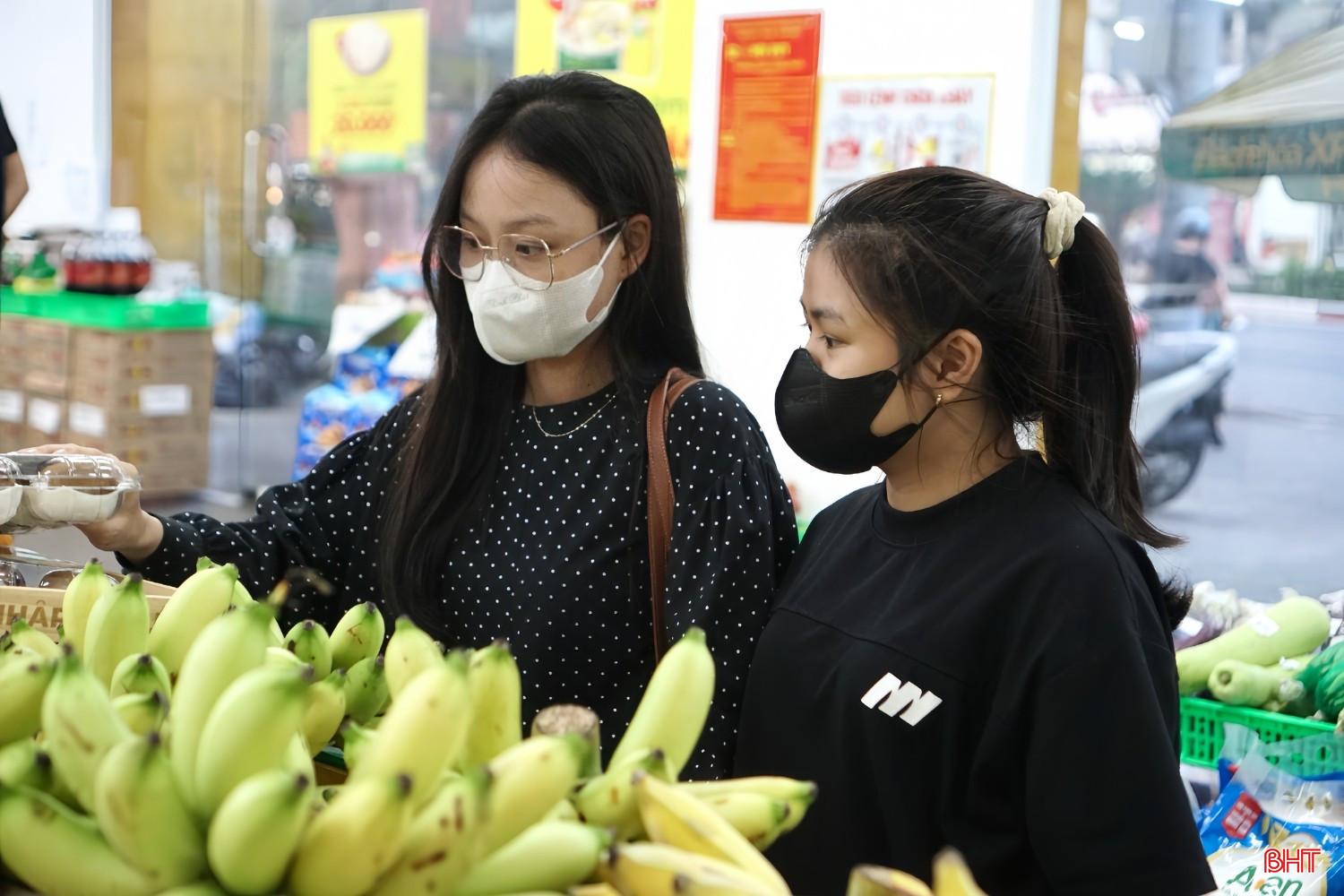 Mỗi người cần xây dựng lối sống lành mạnh với chế độ dinh dưỡng cân bằng, vận động hợp lý và thói quen sinh hoạt khoa học.
