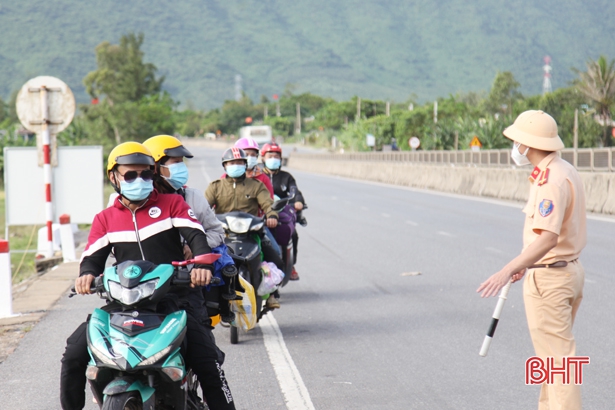 Hà Tĩnh đang cách ly 12.025 công dân phòng dịch COVID-19