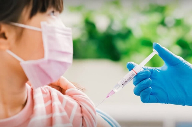 Trẻ từ 5 đến dưới 12 tuổi đã mắc COVID-19 có cần tiêm vaccine không?