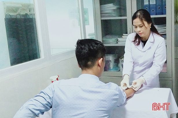 Lấy 2.770 mẫu máu xét nghiệm, phòng ngừa HIV lây nhiễm ra cộng đồng