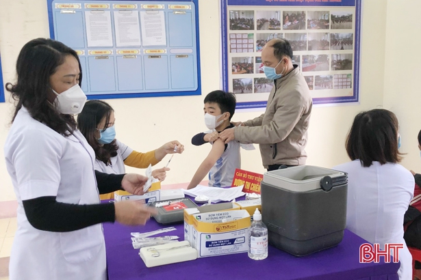 Hà Tĩnh hoàn tất công tác chuẩn bị tiêm vắc-xin cho trẻ từ 5 đến dưới 12 tuổi