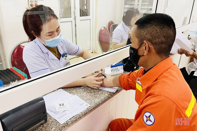 Nhiều cơ sở y tế ở Hà Tĩnh khắc phục tình trạng thiếu vật tư, hóa chất, sinh phẩm