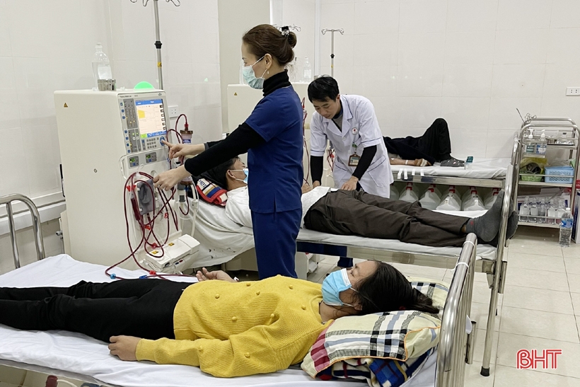 Các cơ sở y tế Hà Tĩnh duy trì trực ban, chăm sóc, điều trị cho người bệnh dịp tết