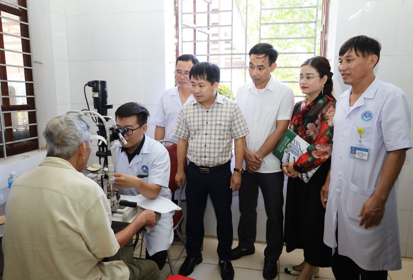 Đến nay, trên 75% dân số Hà Tĩnh đã được khám sức khỏe định kỳ, khám sàng lọc miễn phí. bqbht_br_ki-m-tra-nh-p-d-li-u-v-o-ph-n-m-m-h-s-i-n-t-t-i-ph-ng-nam-h-ng-l-nh-335e9a.png