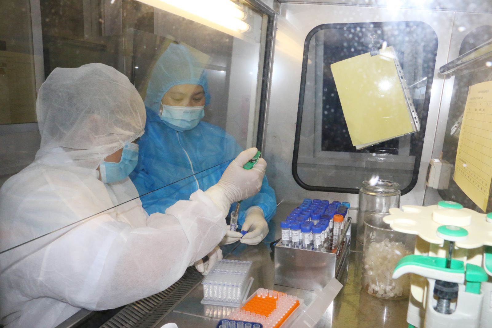 Công bố 140 cơ sở xét nghiệm SARS-CoV-2 trên địa bàn Hà Tĩnh