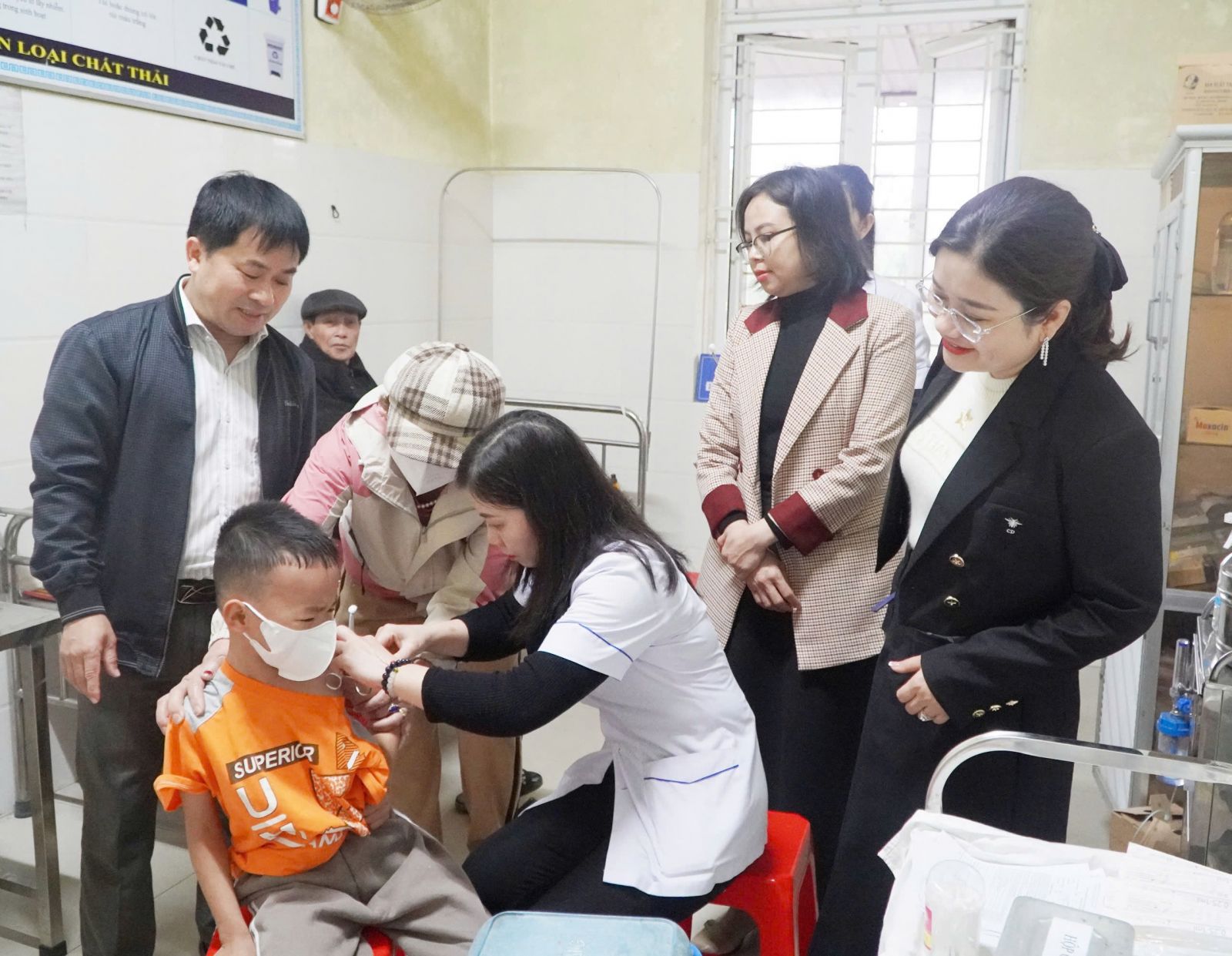 giam-sat-soi-thach-haa.jpg
