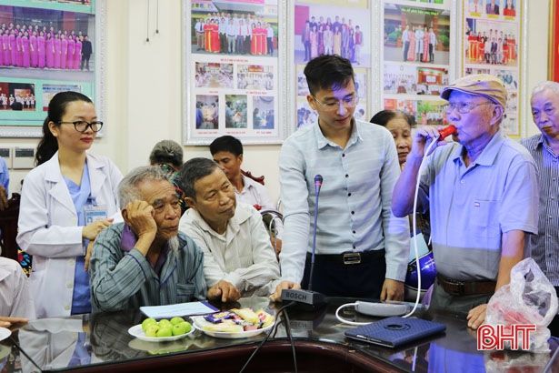 Bác sỹ Hà Tĩnh giúp bệnh nhân phổi tắc nghẽn dự phòng bệnh